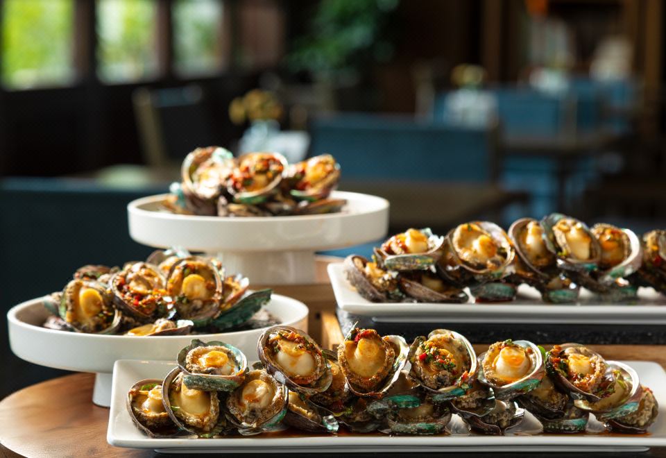 行政海景双床房-鲍罗万有