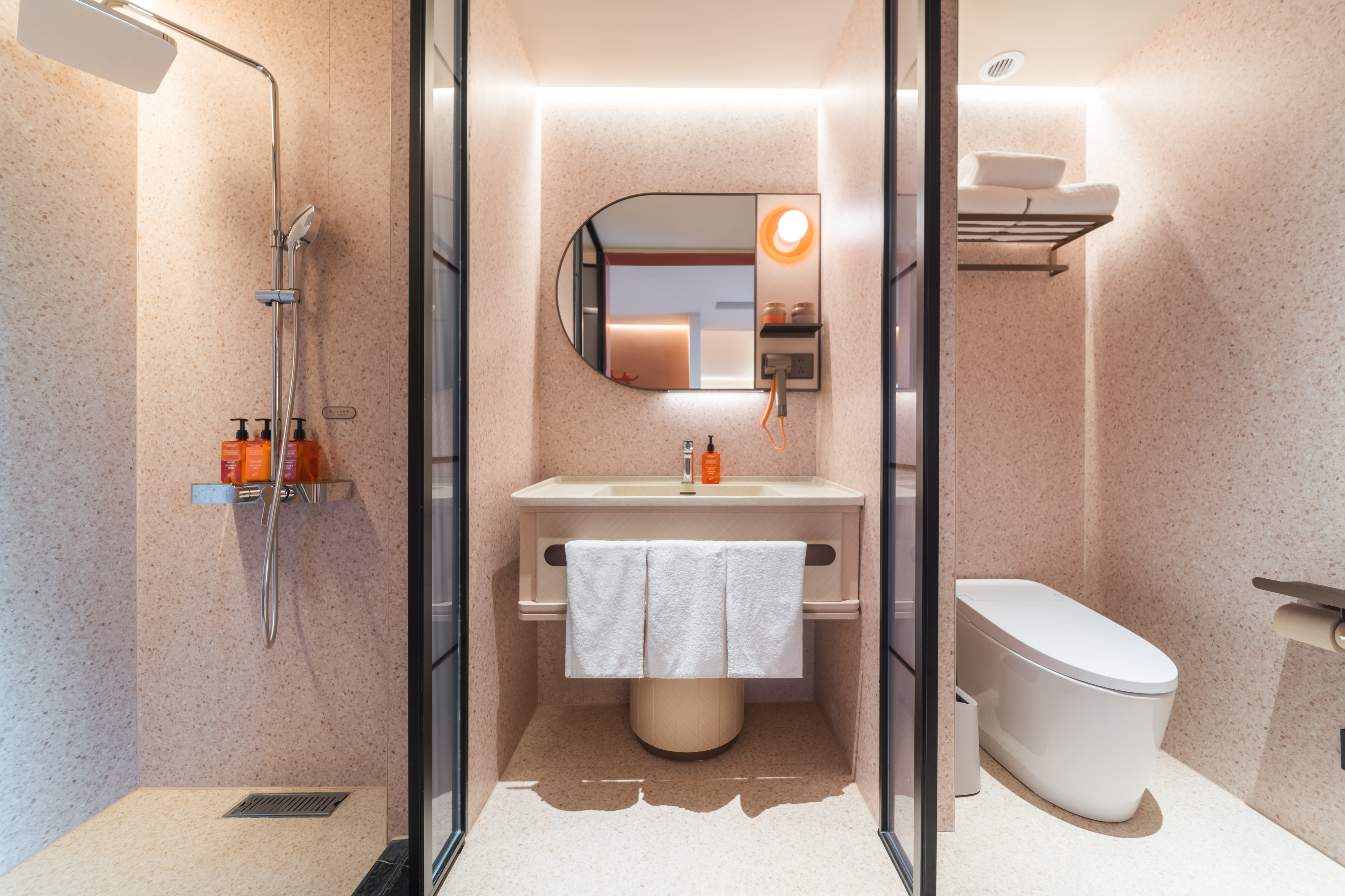 豪華家庭房（小冰箱+智能客控+電視投屏）