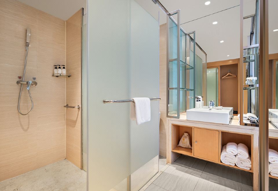 精致雙床房（大牌洗護+大飄窗+助眠床品）