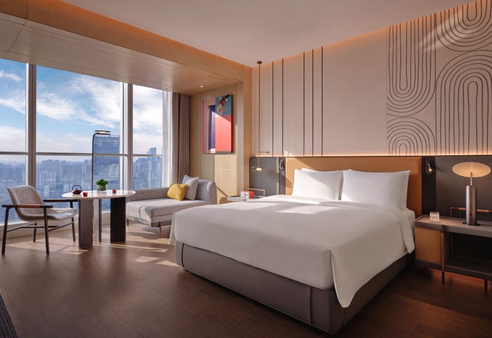 1 King Bed, Deluxe (with Sofa Bed)