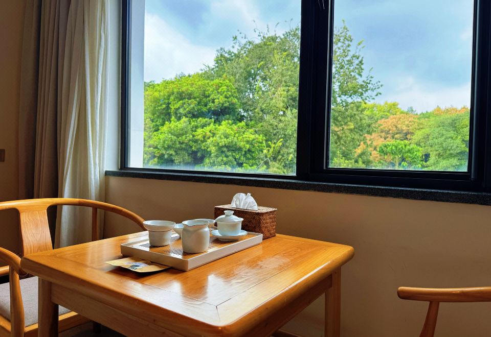 Hangzhou Shusheng Longjing HotelCozy Family Room