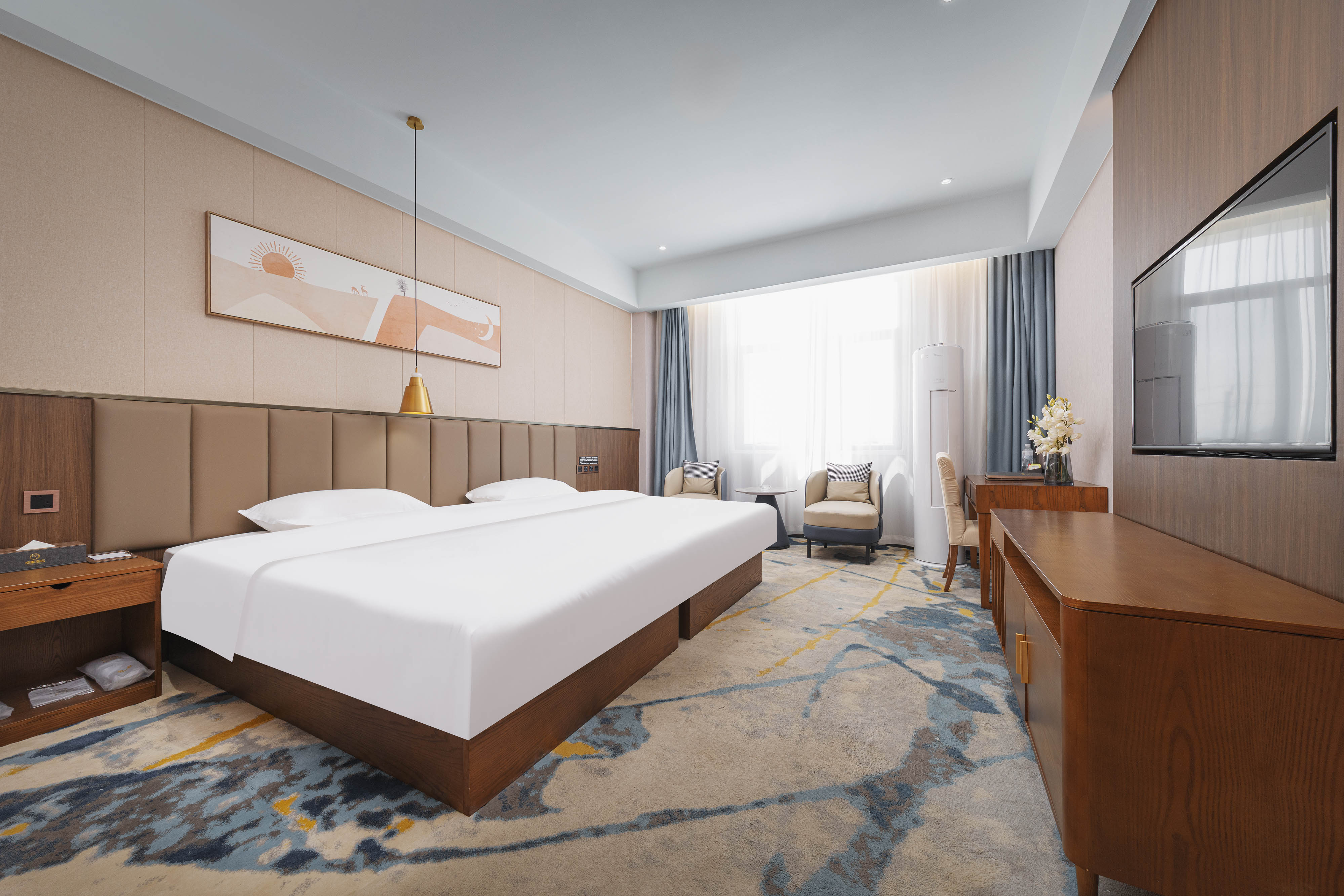 凤凰嘉宾大床房