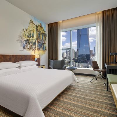 尊貴特大床房 吉隆坡中國城喜來登福朋酒店優惠