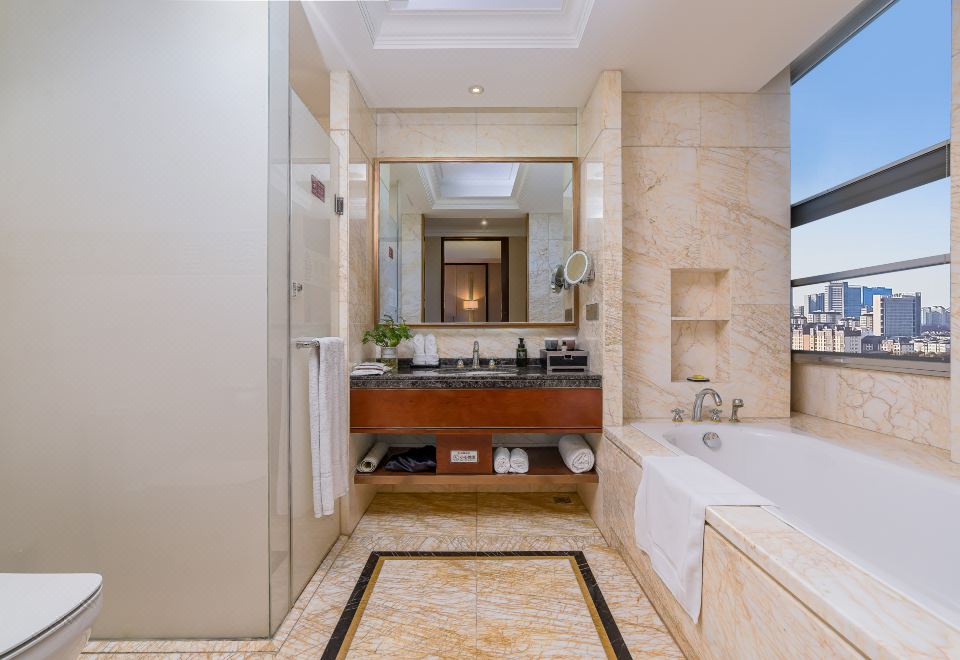 數字睡眠套房（可升降、一鍵入眠、實時數據）