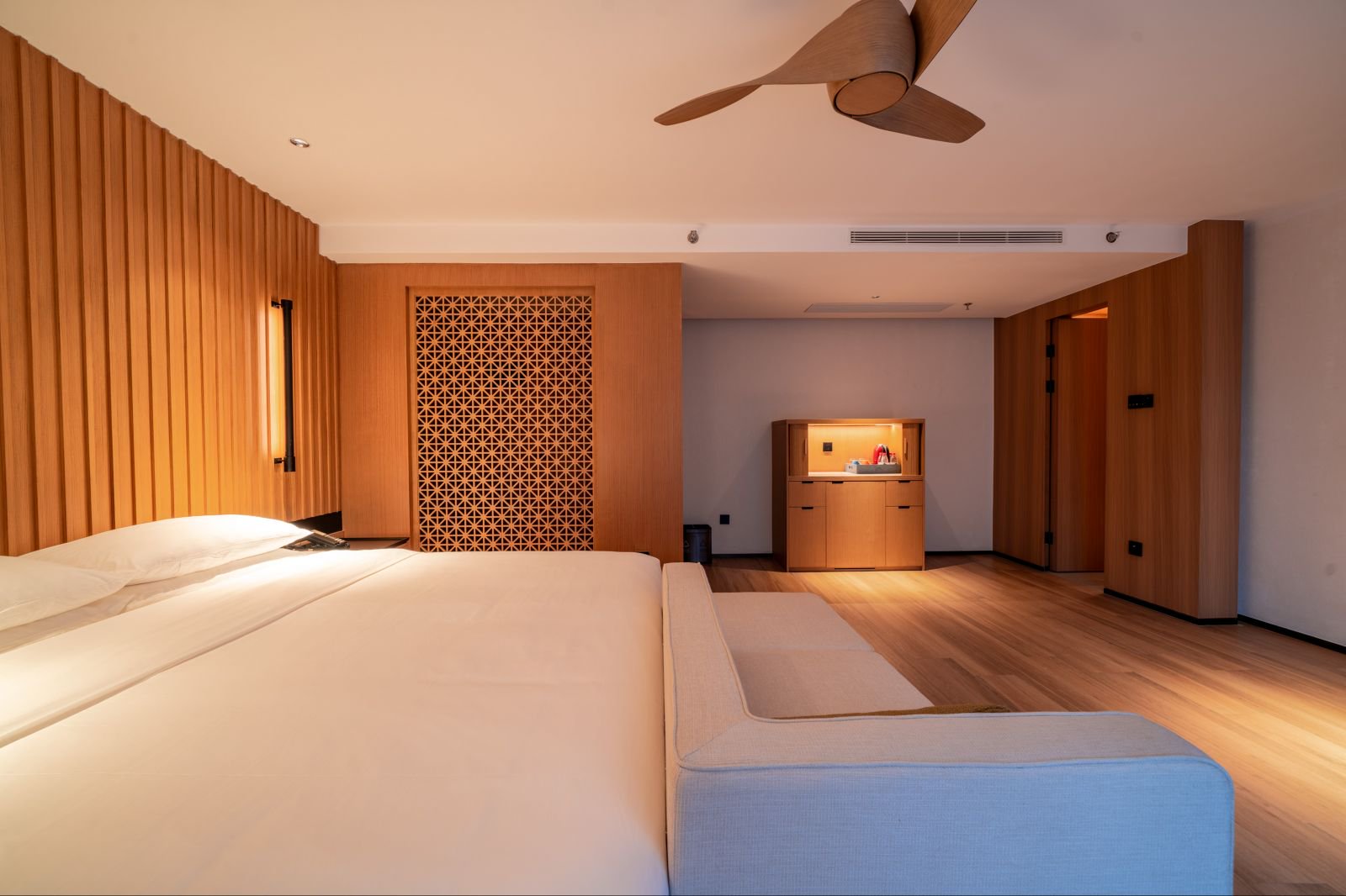 Premier Room (Double Bed)