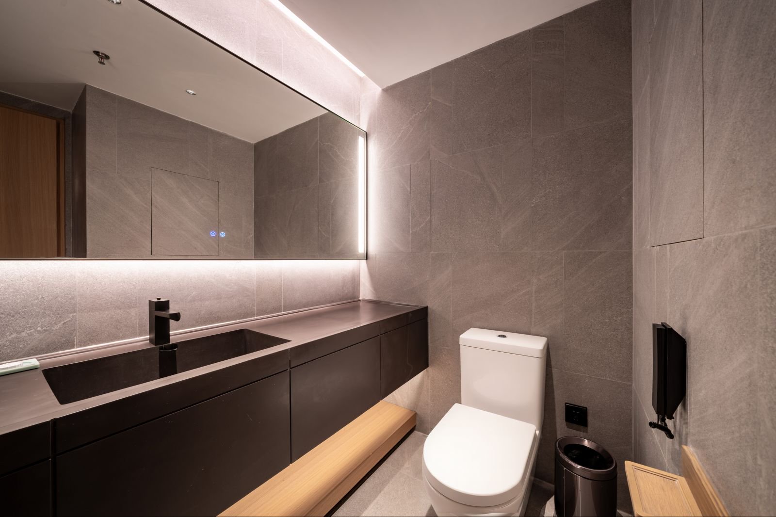 Premier Room (Double Bed)