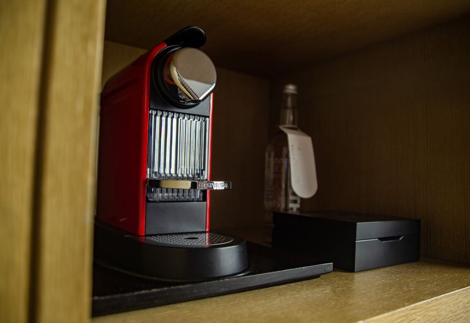 InterContinental Beijing Sanlitun1 King Bed Executive Suite Living Area