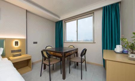Qingmu Hotel (Jingjiang Mediterranean Garden) - Housity