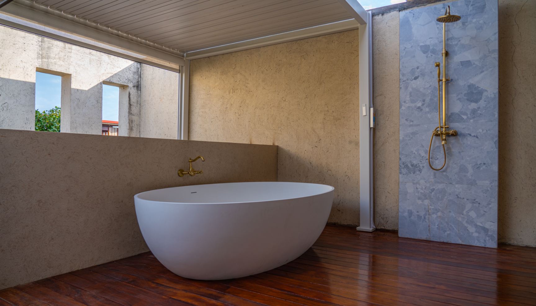 玉罗山水四合院