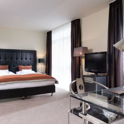 Junior Suite Wyndham Hannover Atrium Promo Code