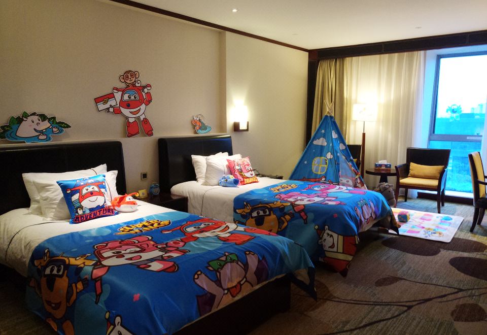 酷芽超級飛俠雙床房