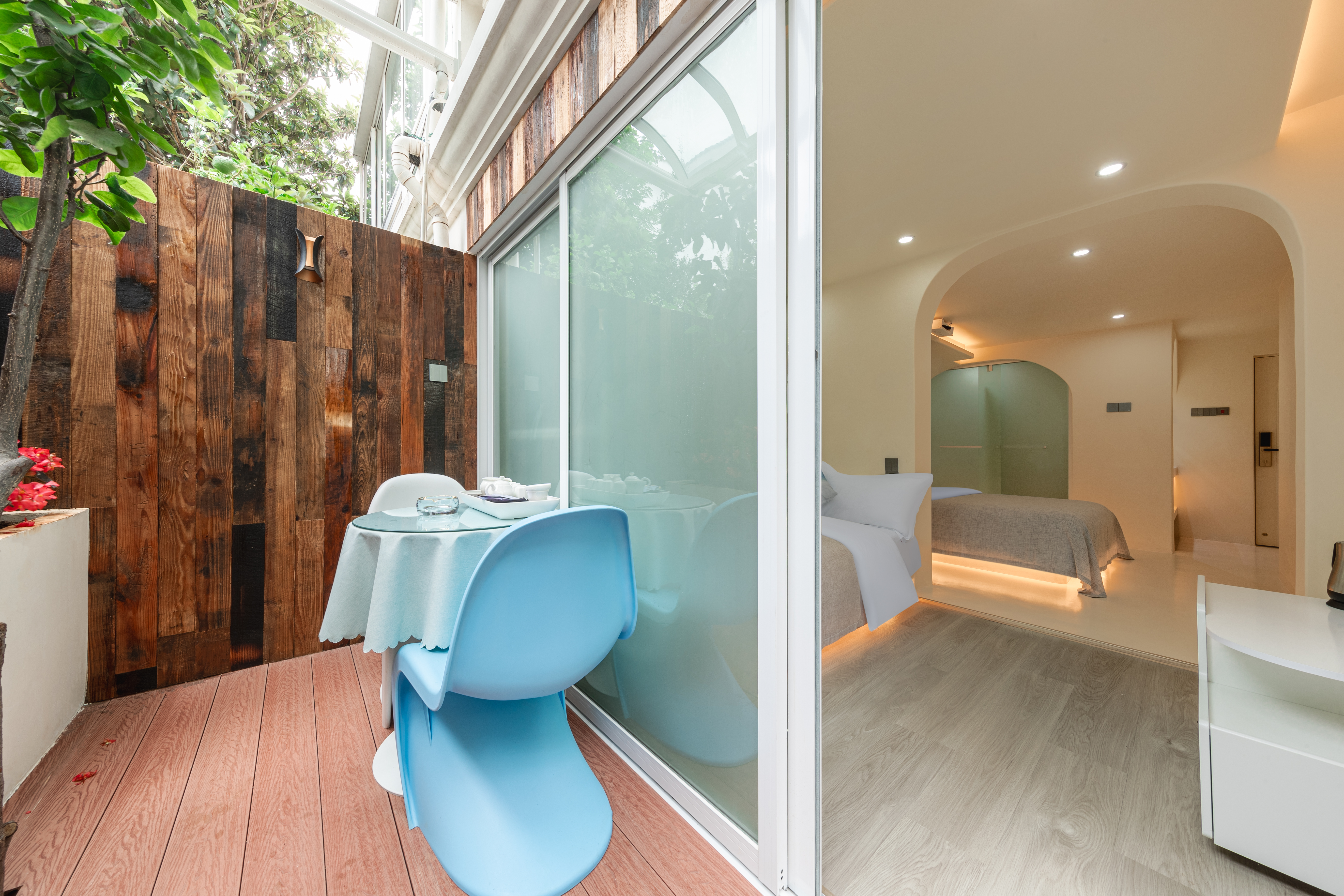 海韵居别墅花园双床房[100寸1080P投影+智能马桶+恒温淋浴+空调]