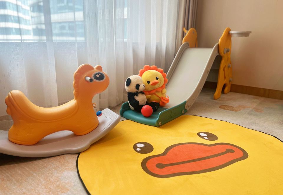 叢林猴親子主題房