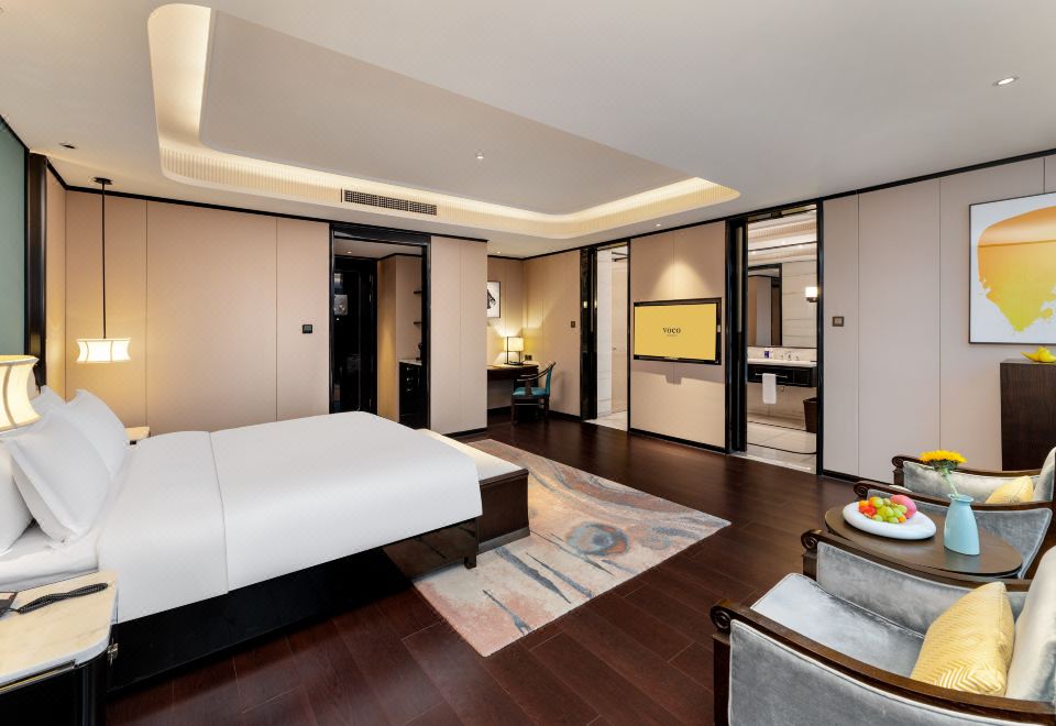 至尊城际景观大床房