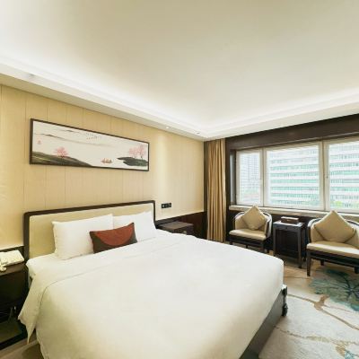 高級大床房-城央休憩,享廣府魅力 廣東大廈（廣州省政府紀念堂地鐵站店）優惠