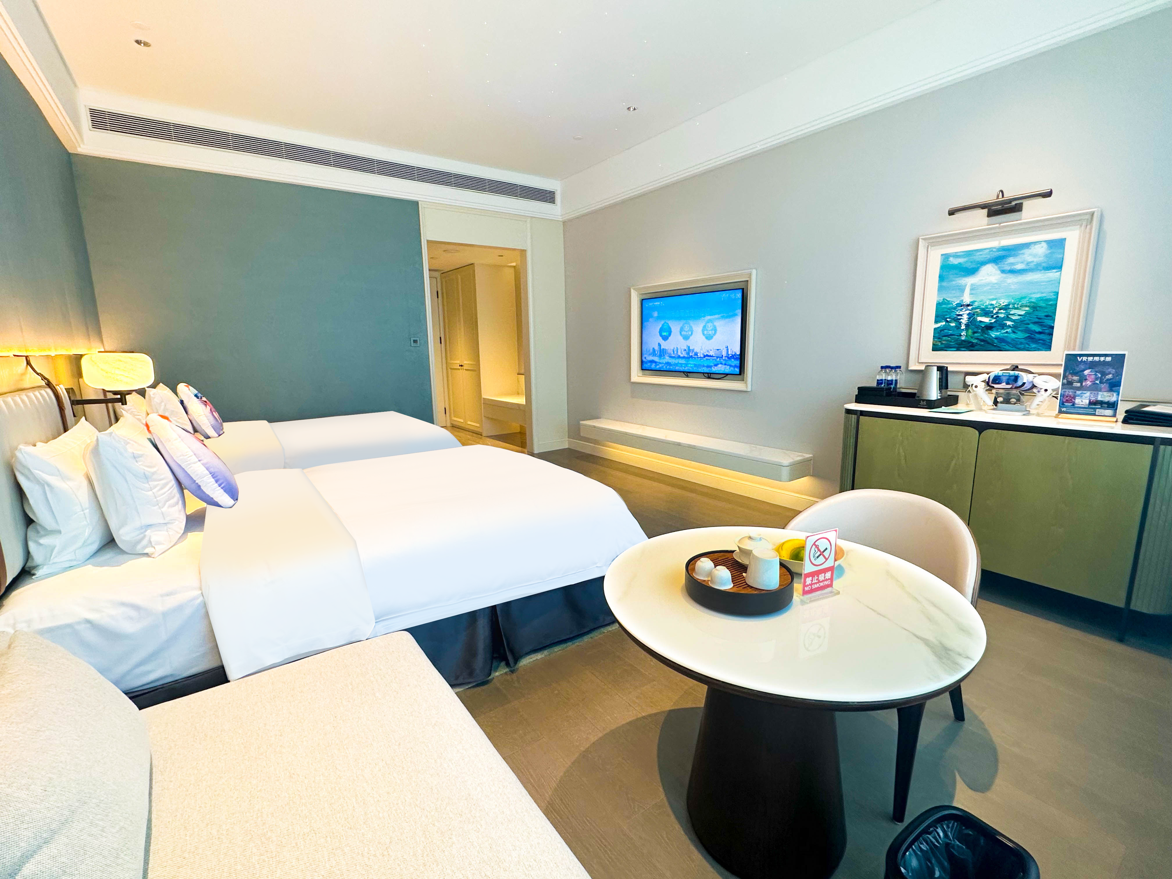 豪华双床房（VR6D影音+3D互动游戏）