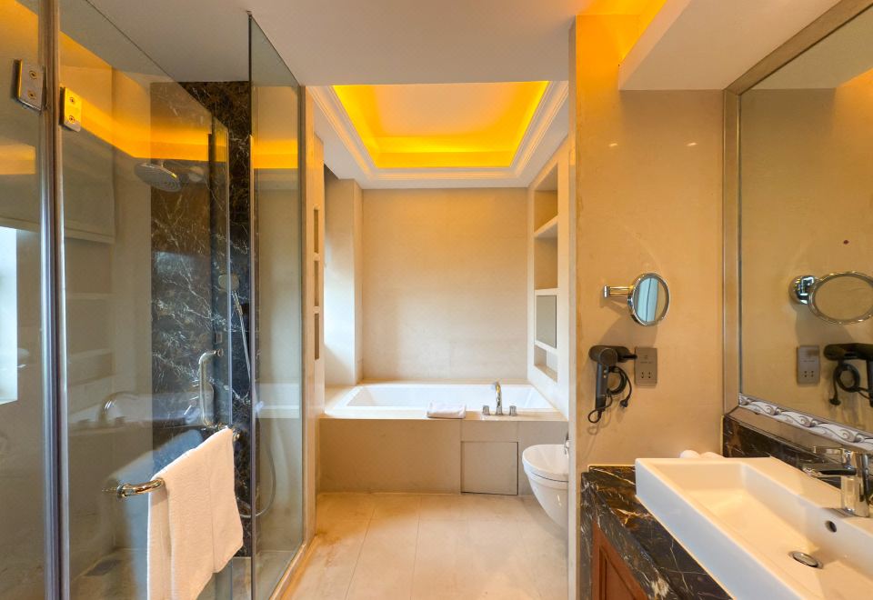 独栋泳池四卧别墅