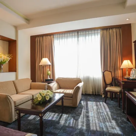 Hotel Sarina