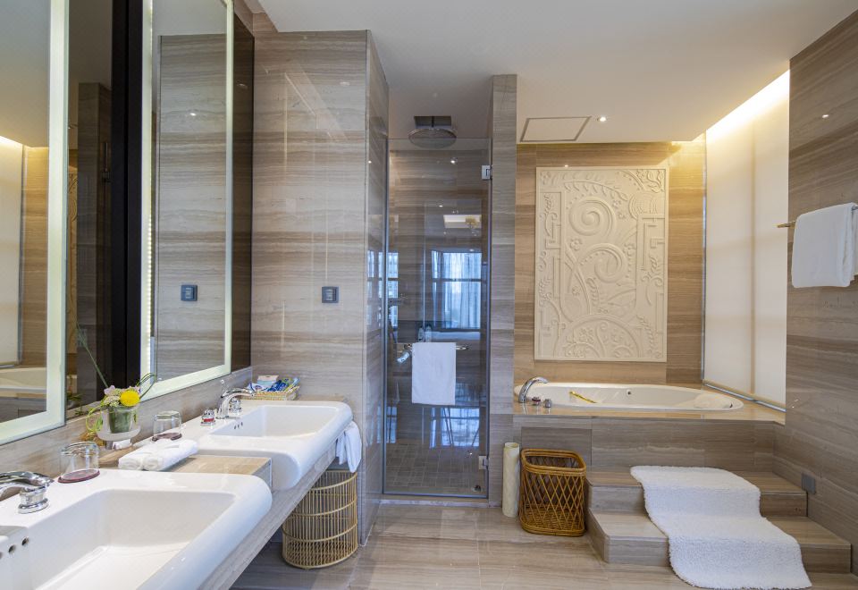 Wuzhou Guest HouseExecutive Suite