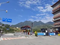 Yuanlong Hotel