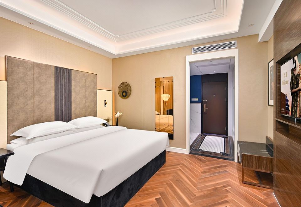 精致大床房（智能客控+零压床垫）