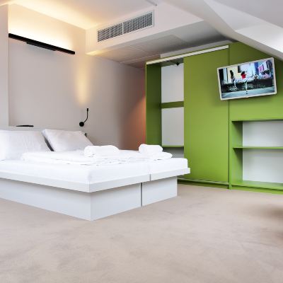 Superior Room Ensuite Maverick Urban Lodge Promo Code