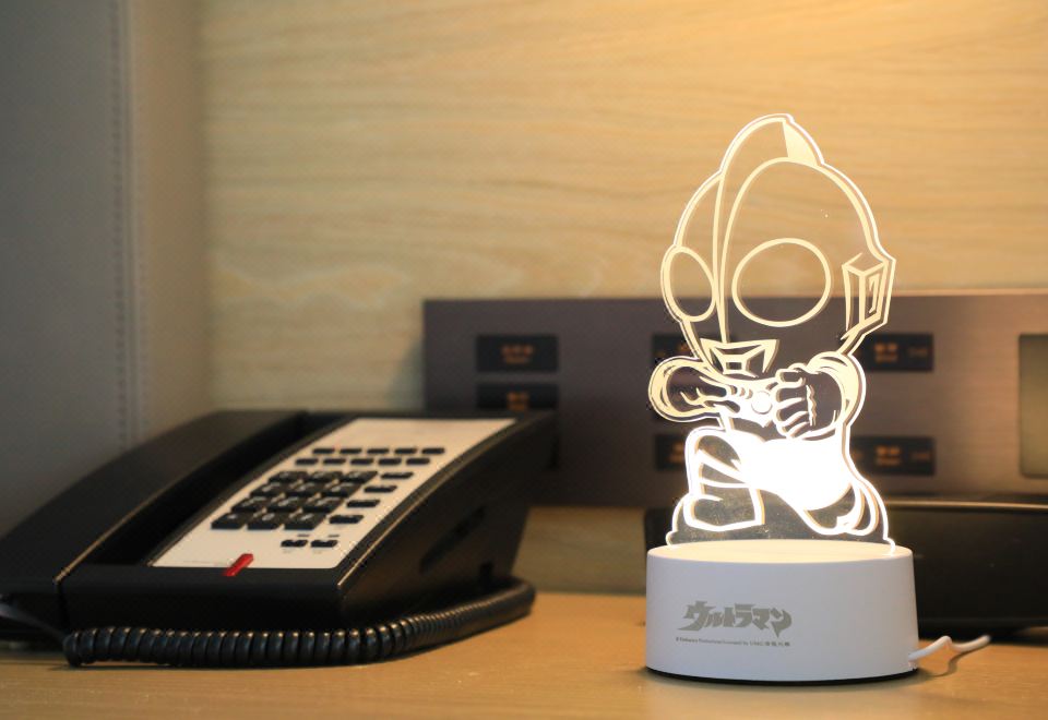 经典奥特曼主题湖景套房