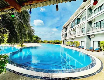 Kep Bay Hotel & Resort Отели в г. 