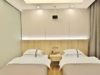 지우펑 홀리데이 호텔 (주자이거우 관광지구 방문자 센터 지점) 주자이거우 호텔