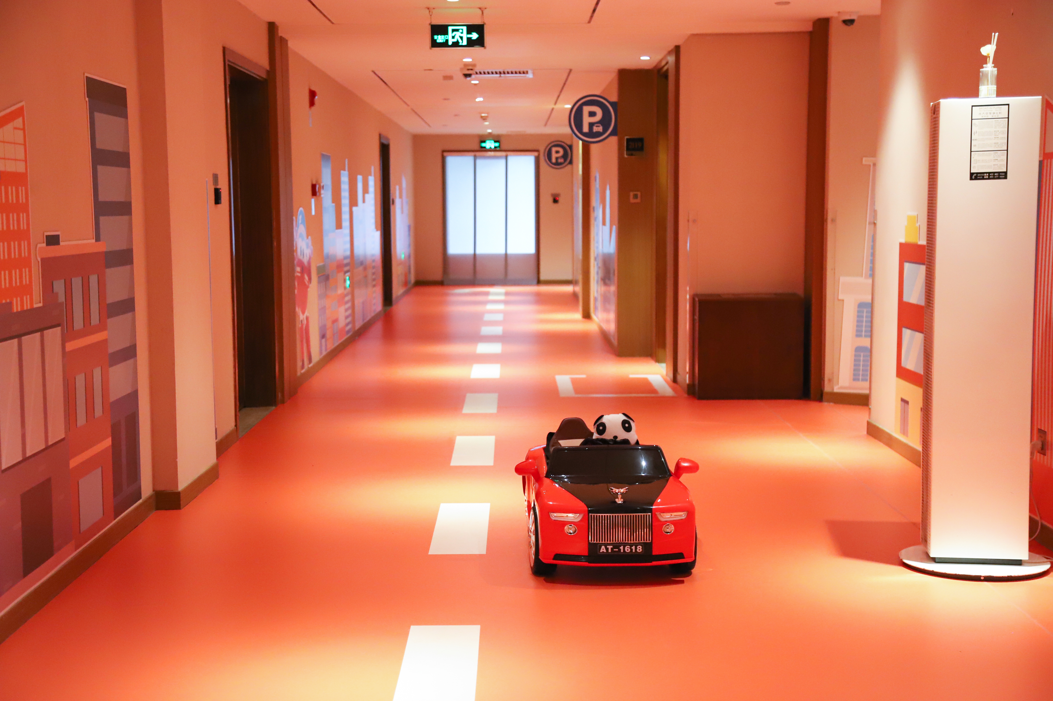 Super Wings Sports Theme Twin Room (East Building)