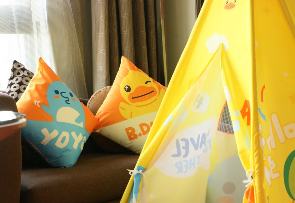 Holiday Inn Shanghai HongqiaoB.DUCK Theme Family Room
