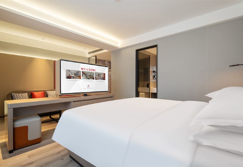 智能豪華大床房〔智能客控+智能投屏+零壓床墊〕