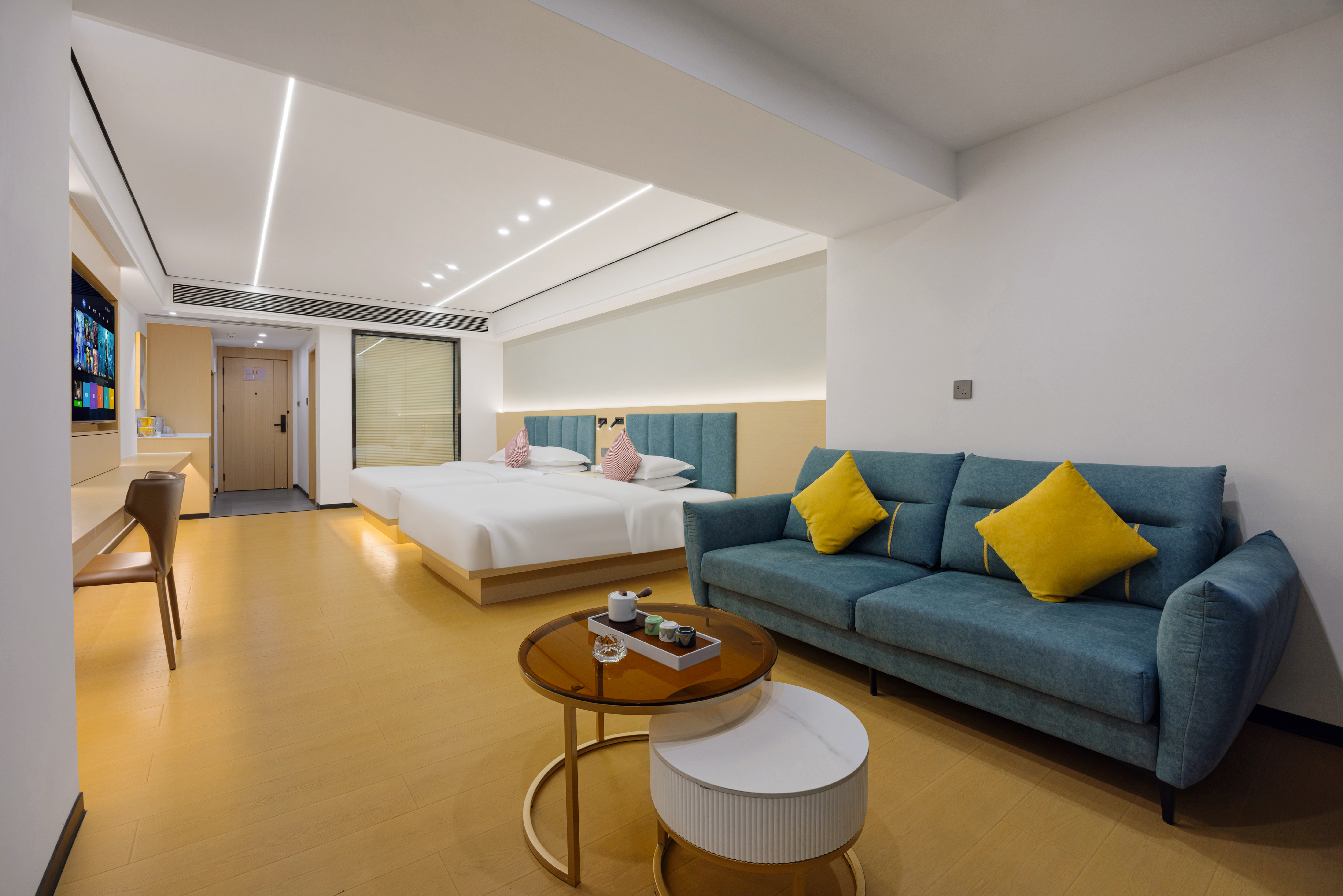 海景轻奢双床房（远眺秘境哀牢山+揽湖落日+定制静眠床品+智能马桶）