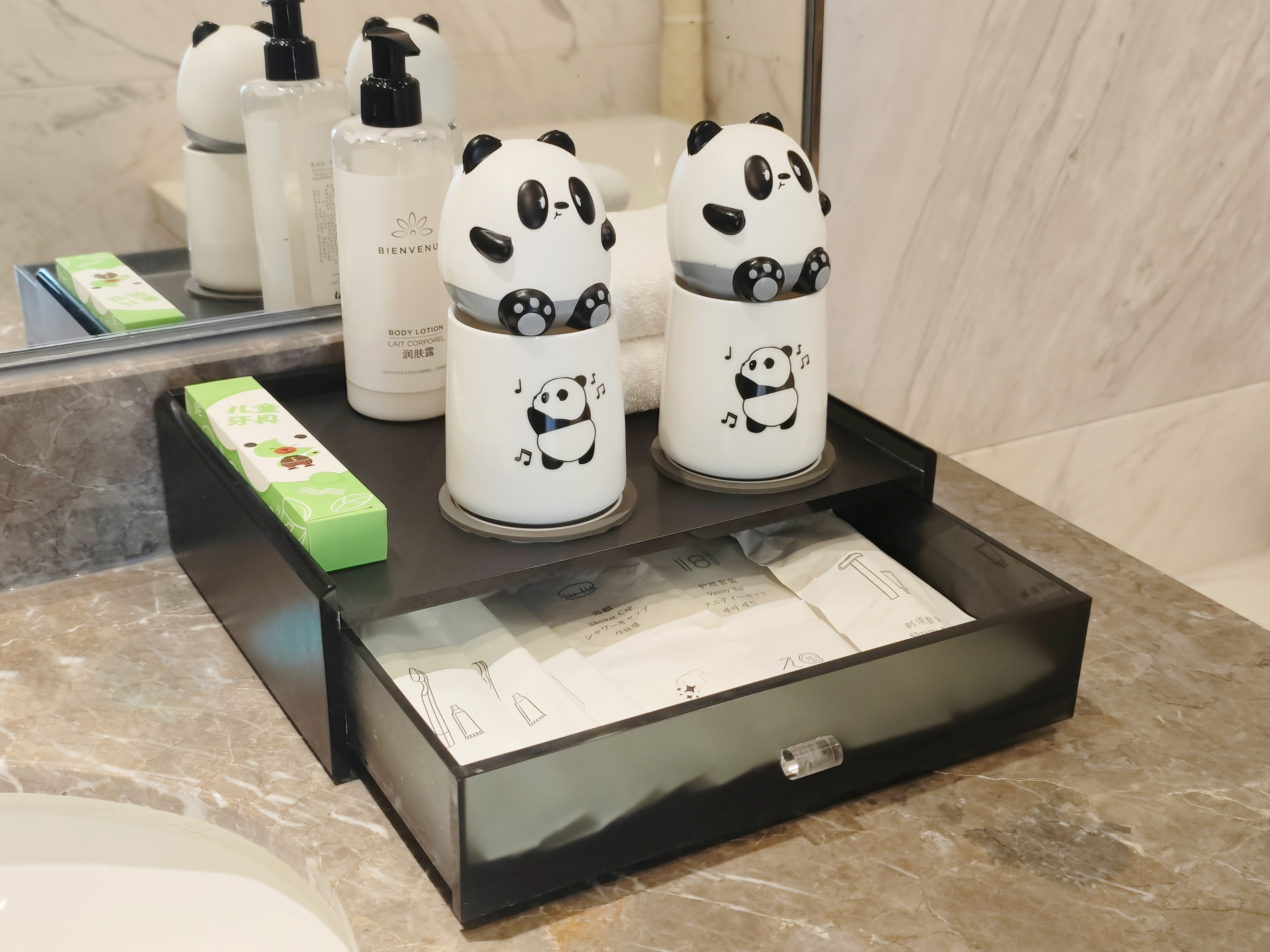 熊猫亲子主题房