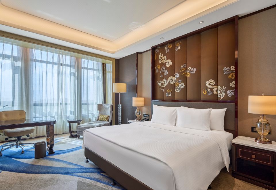 行政凤城城市景观大床房