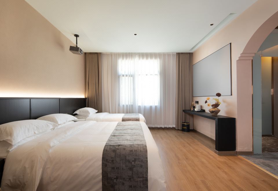 尊享家庭房【智能+100寸投影+零壓床墊+戴森吹風機】