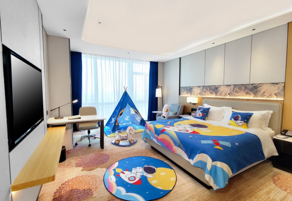 親子大床房（遨游太空）