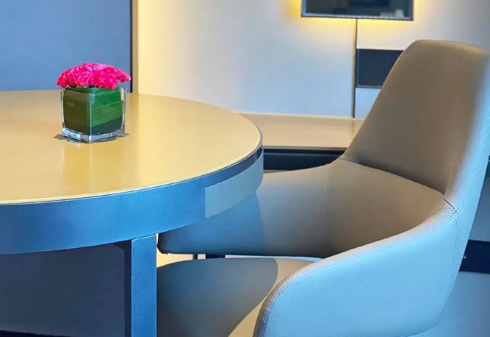 VR主题豪华双床房（VR全景游戏+时空漫步+星际影院）