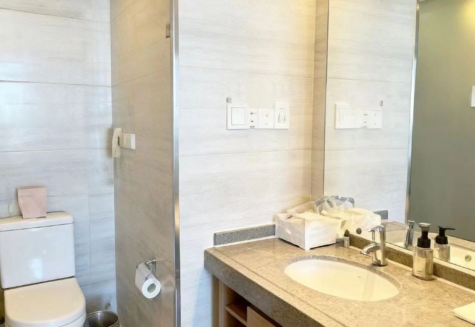 汀雅海景大床房