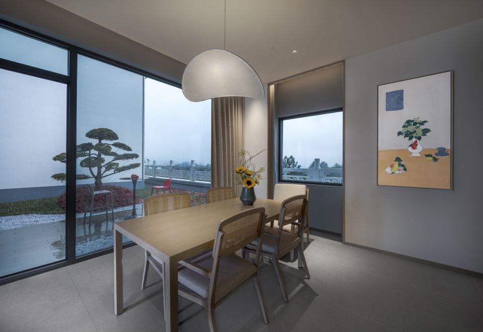 醉云私享花园落日套房