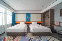 Rezen Hotel Yining Global Harbor Liuxing Street