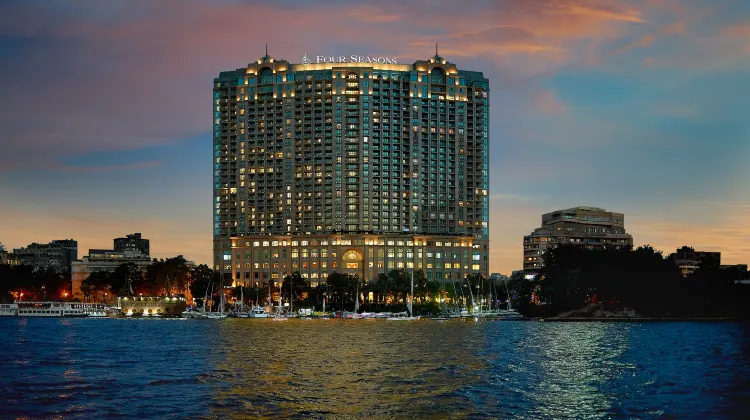 Four Seasons Hotel Cairo at Nile Plaza Exterior