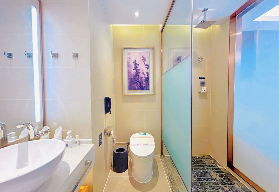 Romantic And Excellent Room