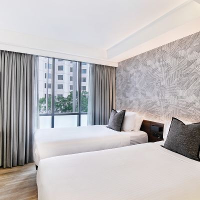 Petite Twin Room