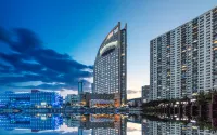 Bayshore Hotel