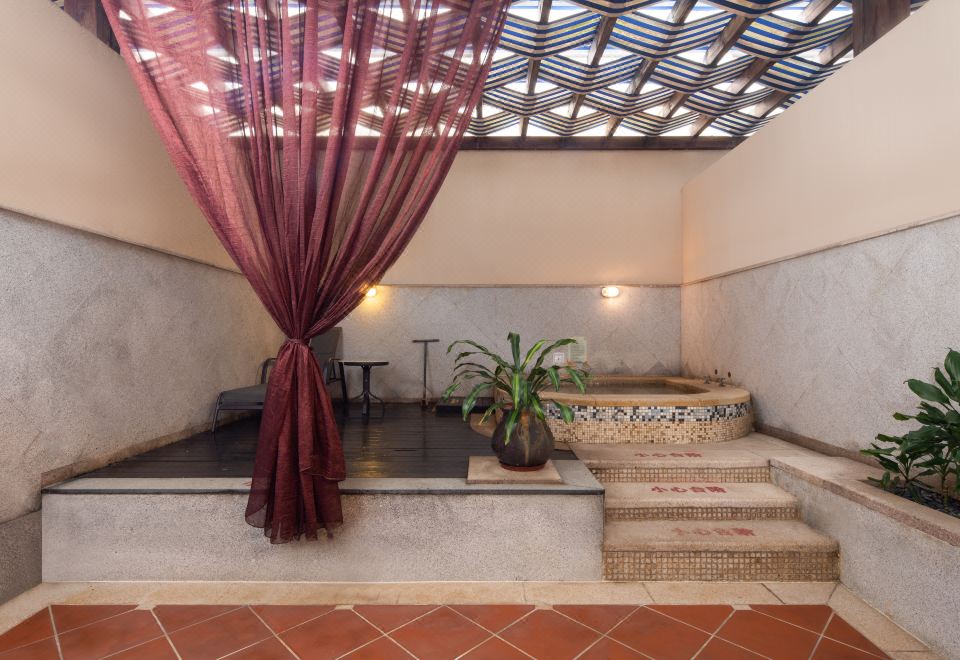 海神居豪华温泉大床房【巴洛克风格+欧式浪漫+私人泡池】