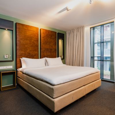 Deluxe Double Or Twin Room Hotel de Hallen Promo Code