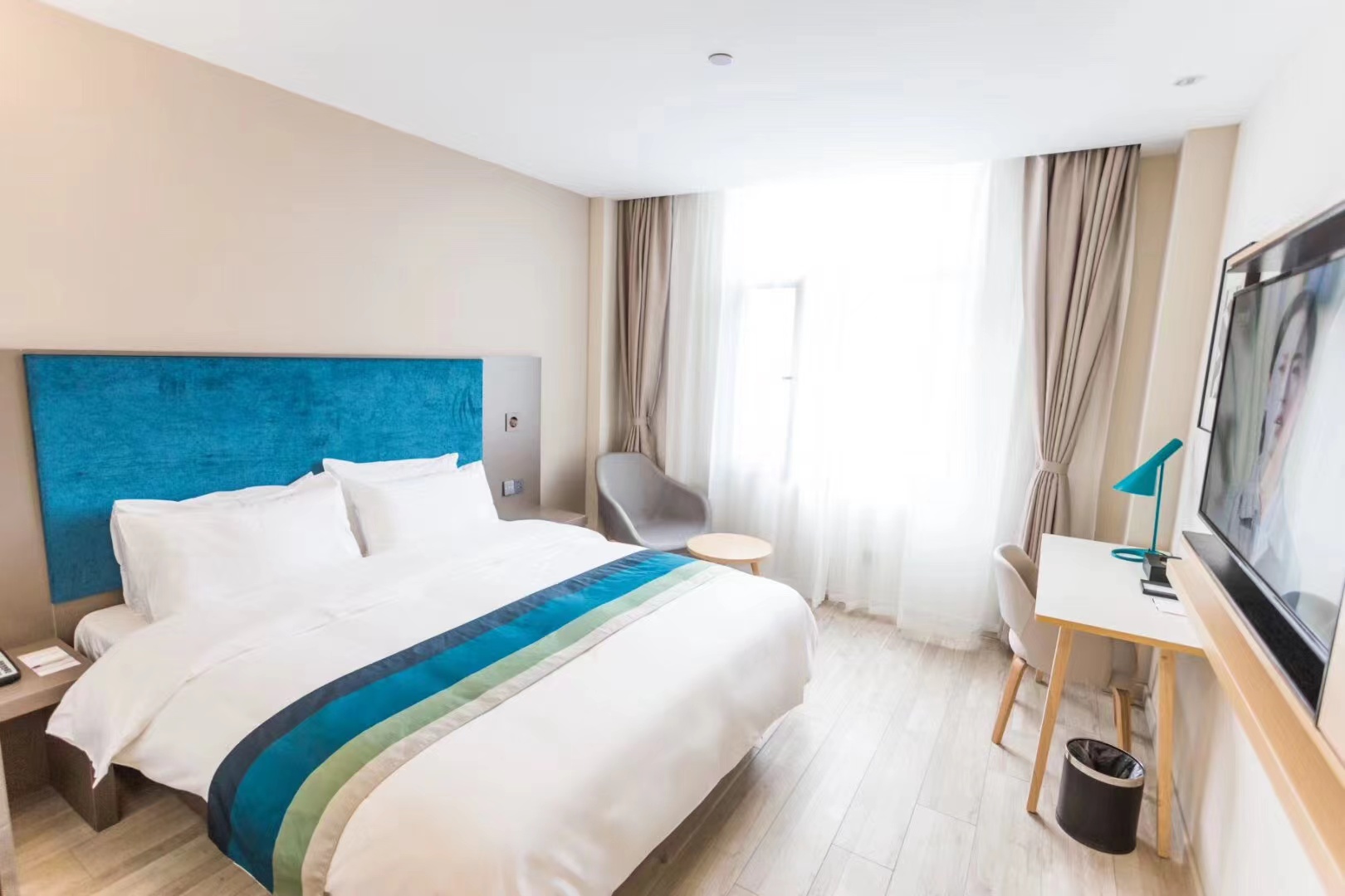 高级大床房（独立明窗+地暖开放）