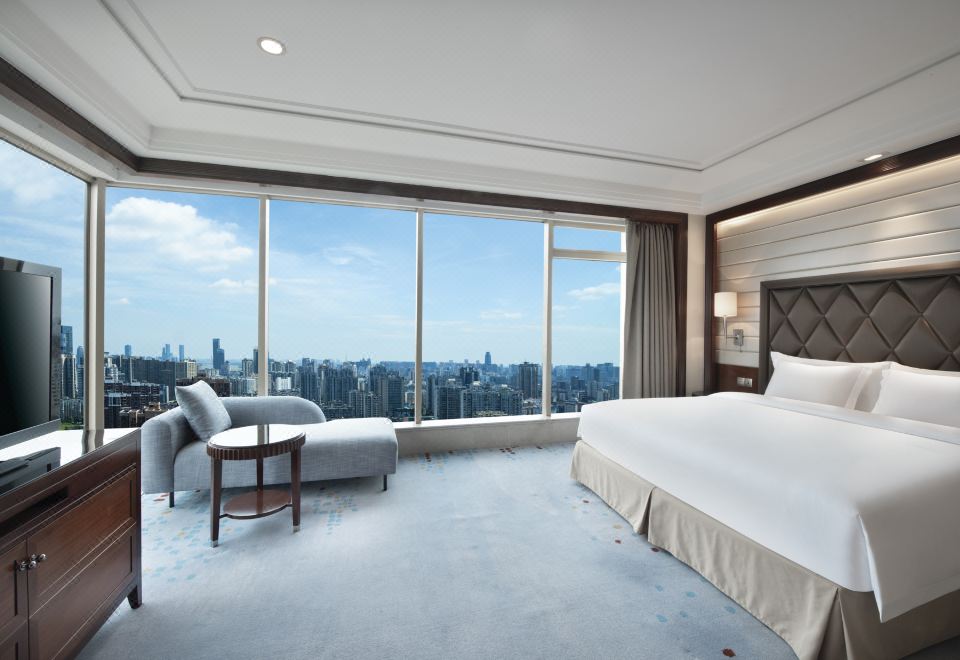 豪華城景套房（超大床+超大梳化床）