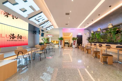 May fourth International Youth Hotel di 